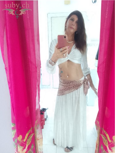 Suby Balmer, tu esclava de templo privada.